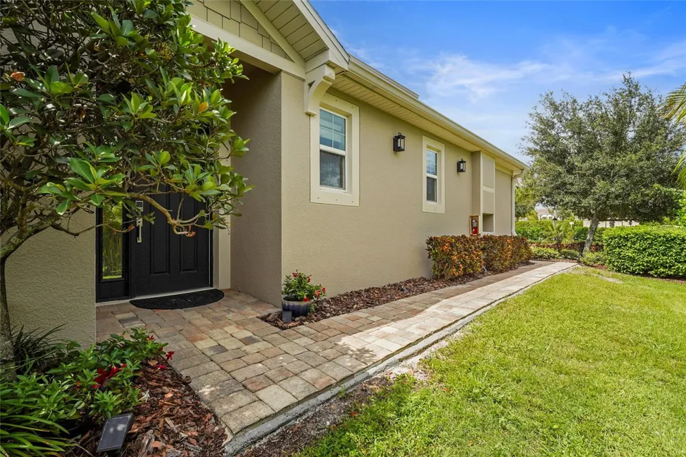 5353 BENTGRASS WAY Lakewood Ranch, FL 34211