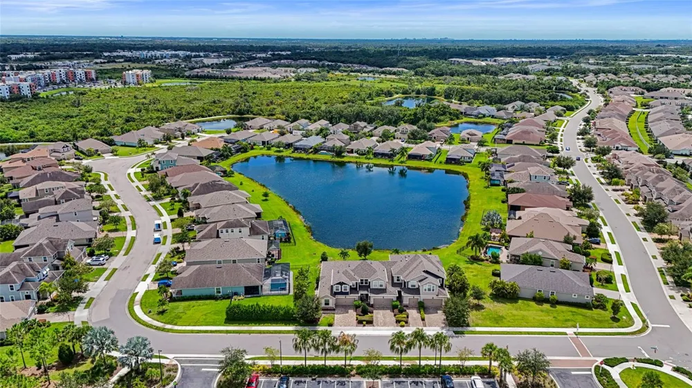5353 BENTGRASS WAY Lakewood Ranch, FL 34211