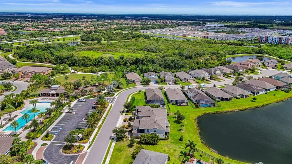 5353 BENTGRASS WAY Lakewood Ranch, FL 34211