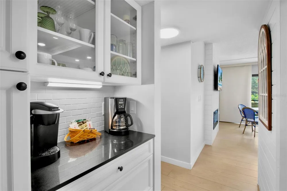 1600 COVE II PLACE #412 Sarasota, FL 34242