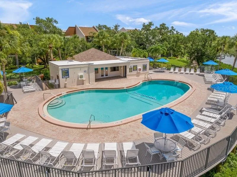 1600 COVE II PLACE #412 Sarasota, FL 34242