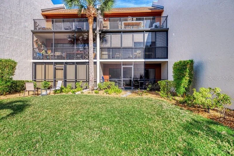 1600 COVE II PLACE #412 Sarasota, FL 34242