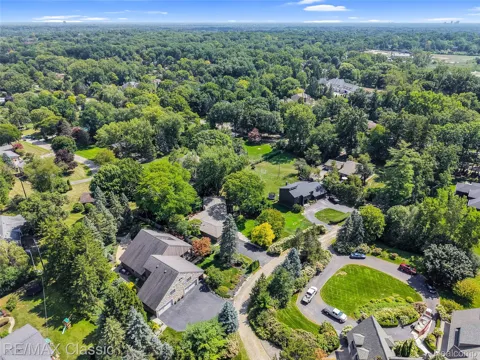 2953 Little Lane