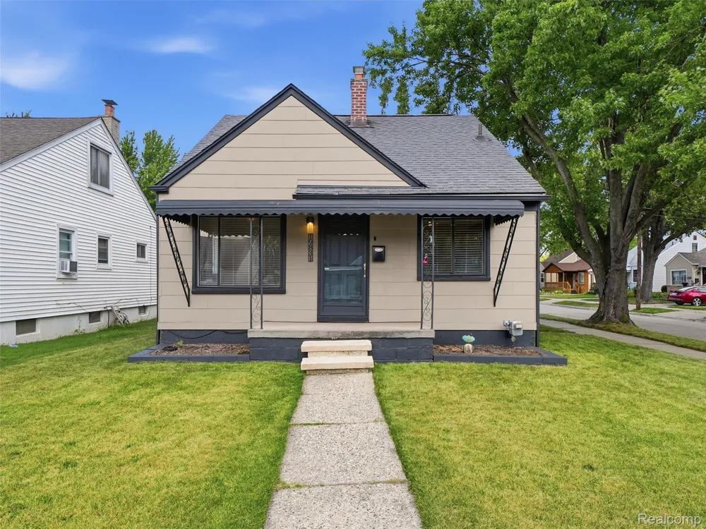 19831 Meier Road St Clair Shores City, MI 48081