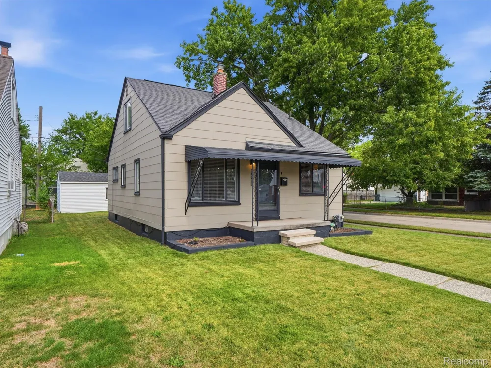 19831 Meier Road St Clair Shores City, MI 48081