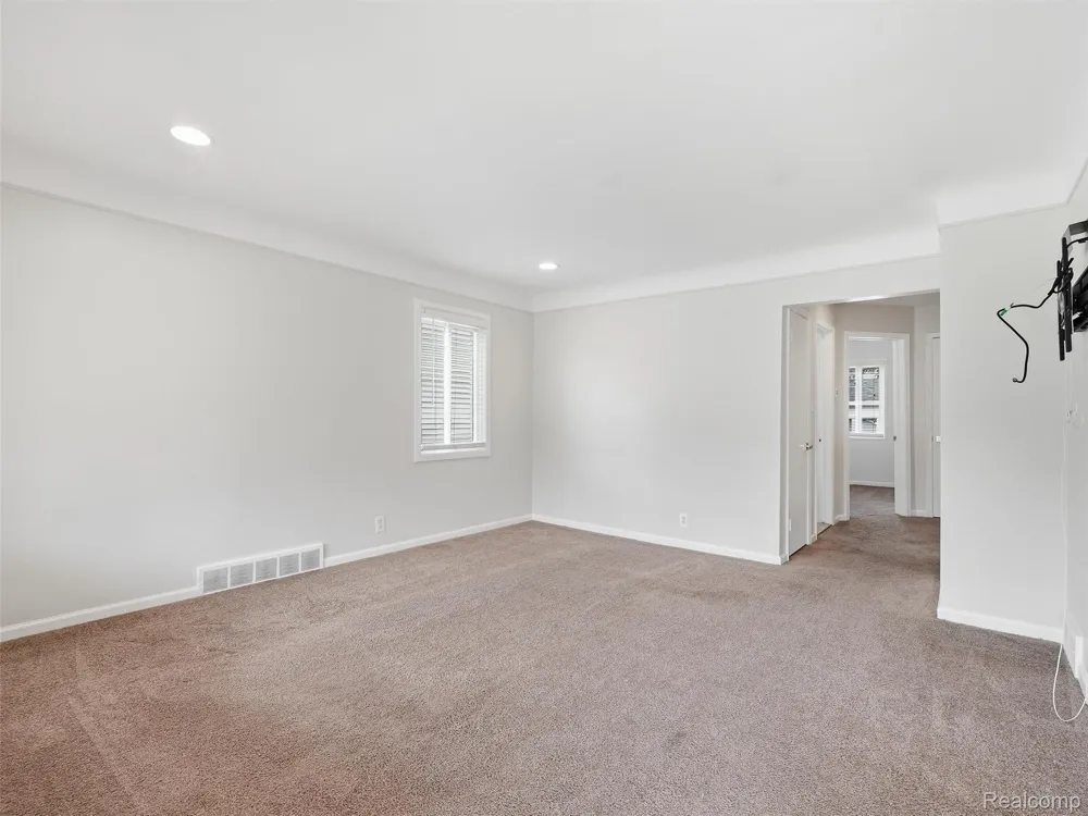 19831 Meier Road St Clair Shores City, MI 48081