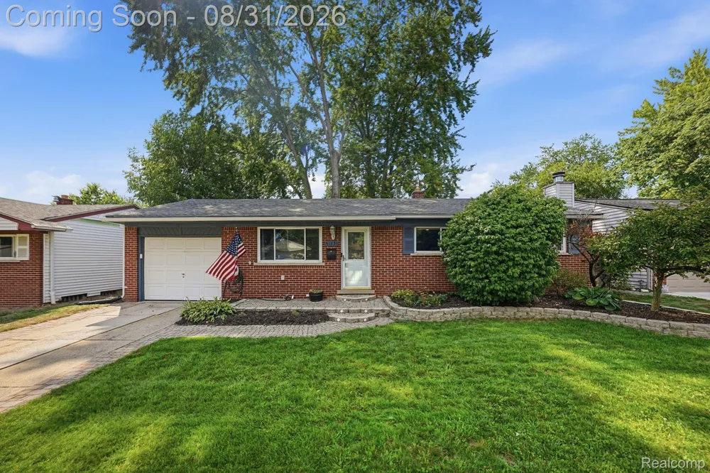 41231 MEMPHIS DRIVE Sterling Heights City, MI 48313