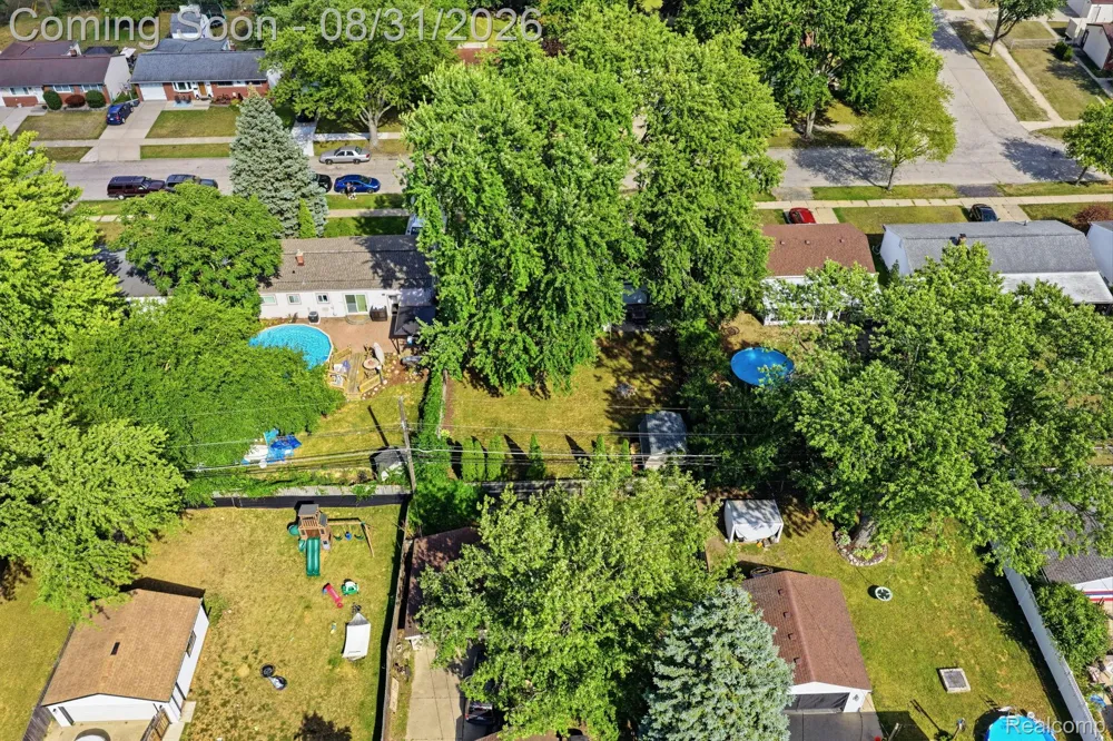 41231 MEMPHIS DRIVE Sterling Heights City, MI 48313