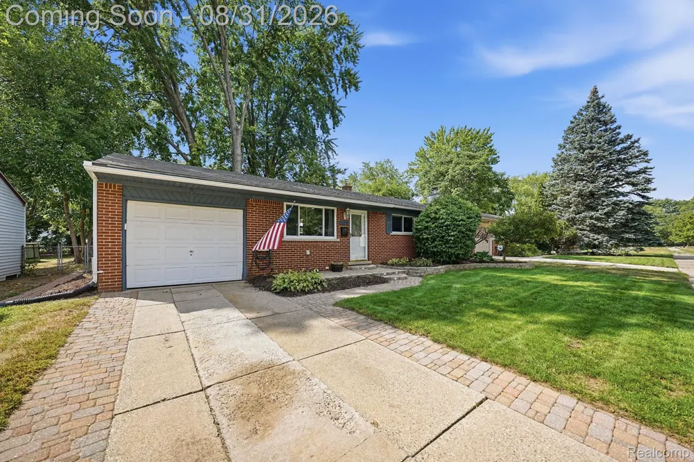 41231 MEMPHIS DRIVE Sterling Heights City, MI 48313