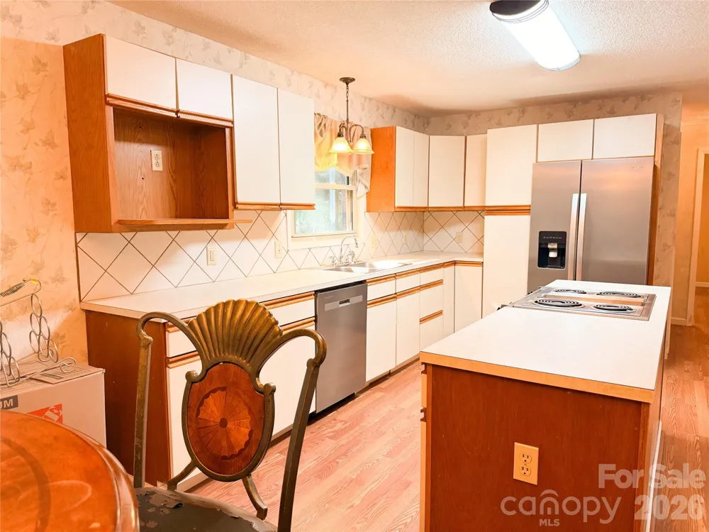 301 Starmount Drive Statesville, NC 28677