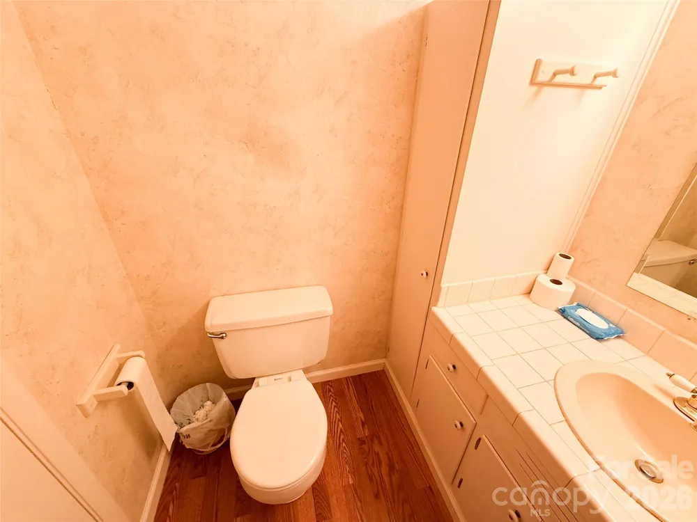 301 Starmount Drive Statesville, NC 28677