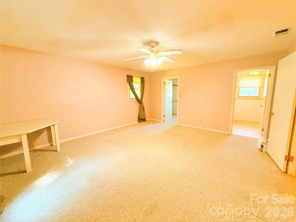 301 Starmount Drive Statesville, NC 28677