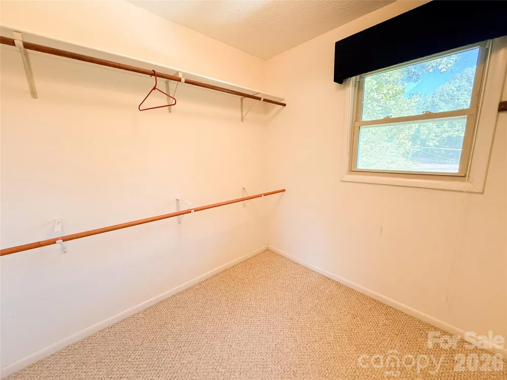 301 Starmount Drive Statesville, NC 28677