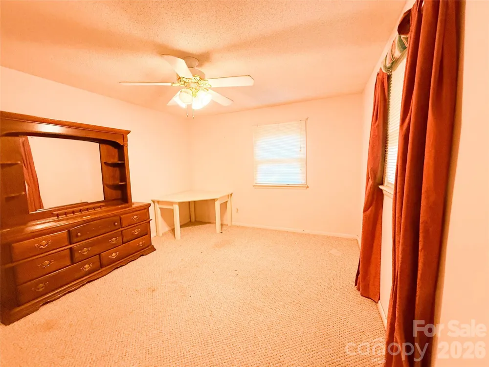 301 Starmount Drive Statesville, NC 28677