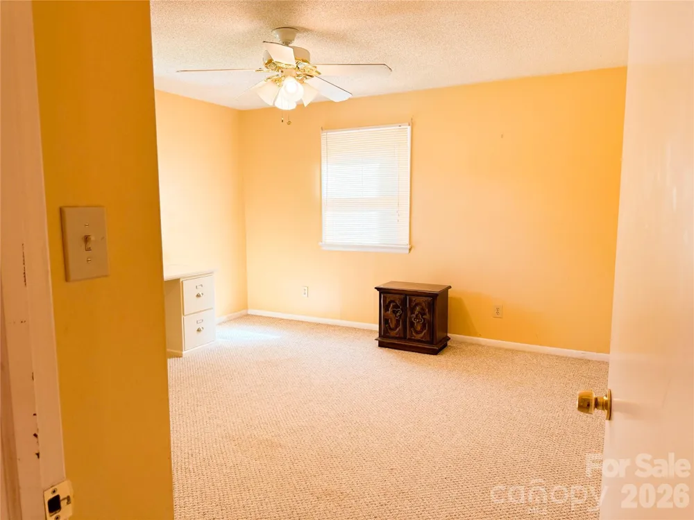 301 Starmount Drive Statesville, NC 28677