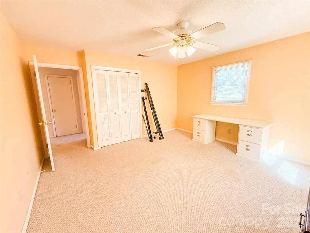 301 Starmount Drive Statesville, NC 28677