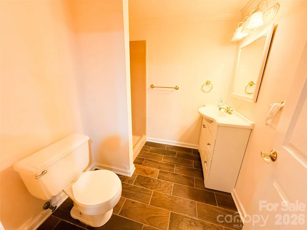 301 Starmount Drive Statesville, NC 28677