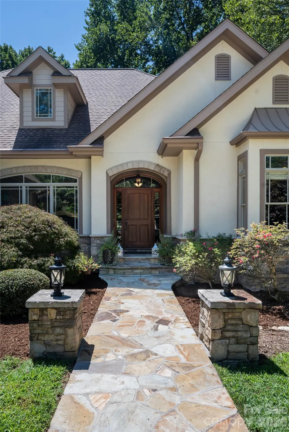 170 Cape Martin Circle Hendersonville, NC 28791