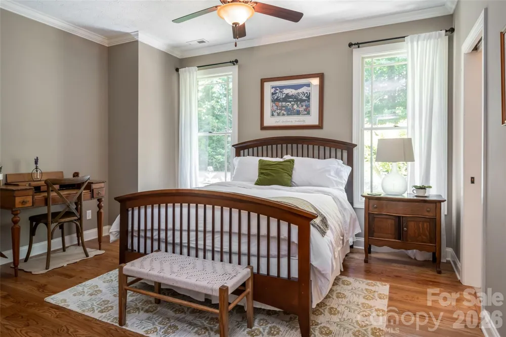 170 Cape Martin Circle Hendersonville, NC 28791