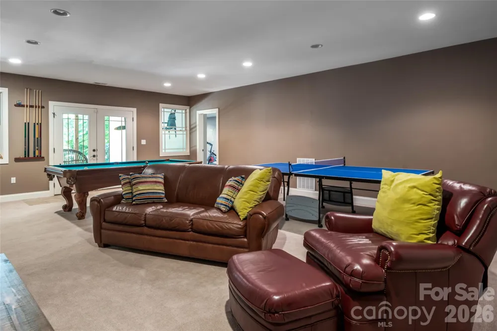 170 Cape Martin Circle Hendersonville, NC 28791