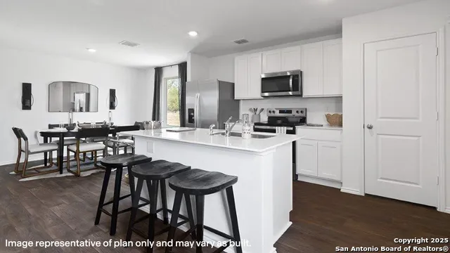 13822 Petronila Jade San Antonio, TX 78253
