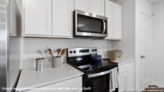 13822 Petronila Jade San Antonio, TX 78253