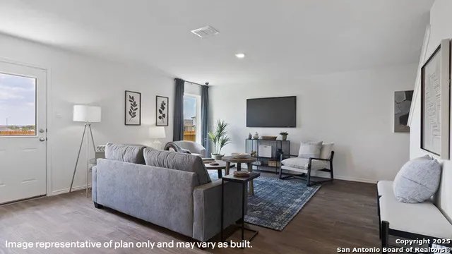 13822 Petronila Jade San Antonio, TX 78253