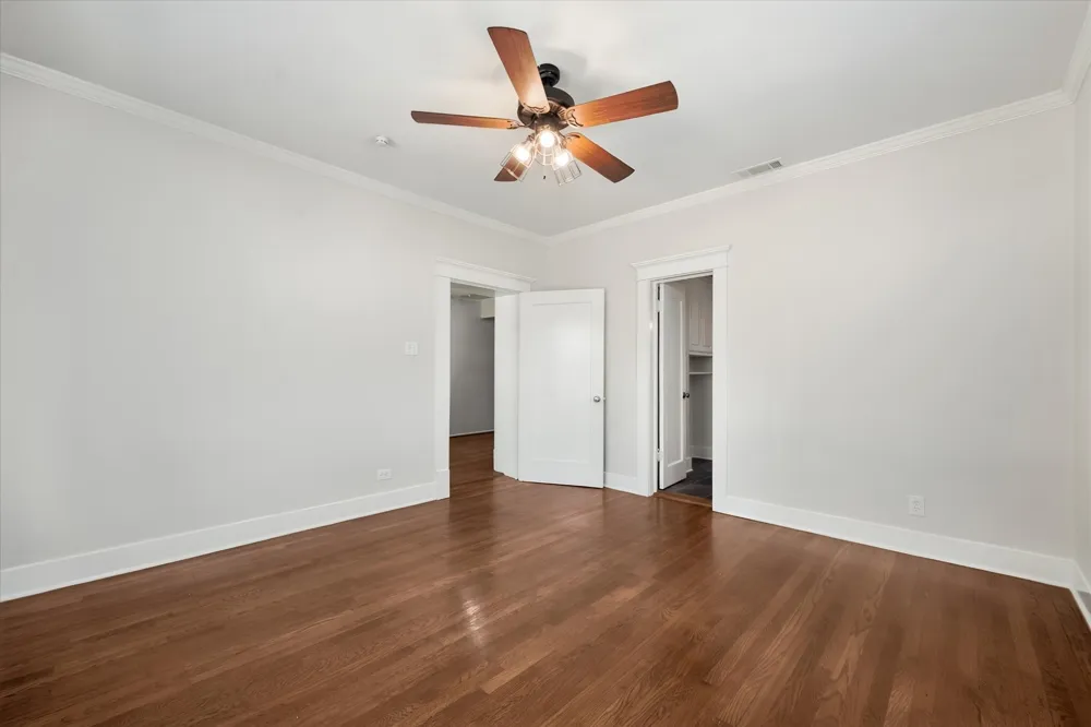 2620 S Adams Street Fort Worth, TX 76110