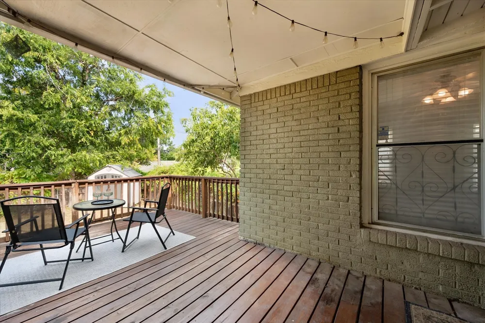 2620 S Adams Street Fort Worth, TX 76110