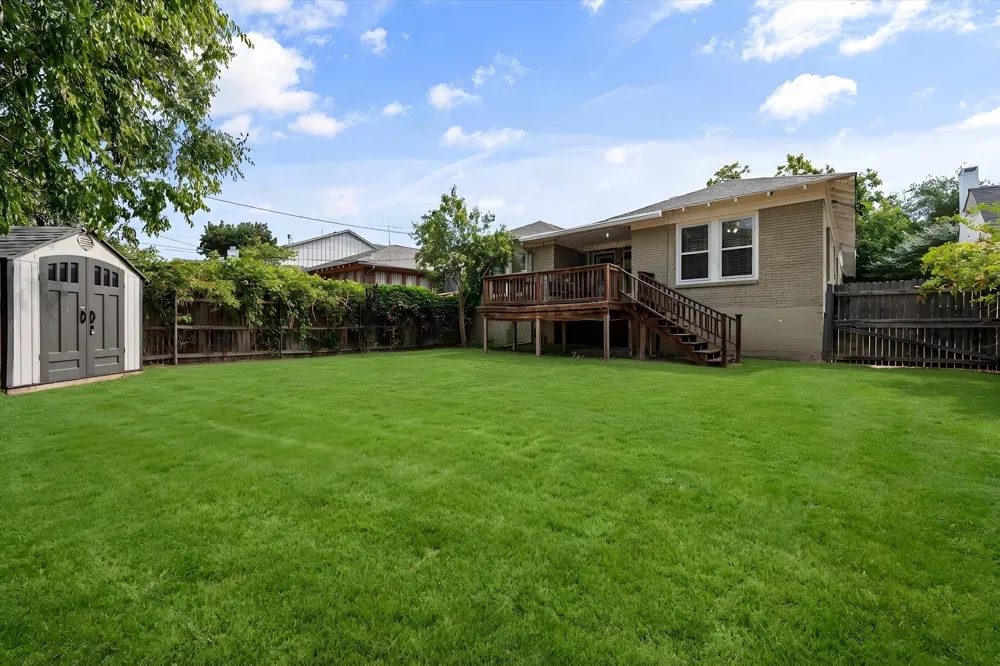 2620 S Adams Street Fort Worth, TX 76110