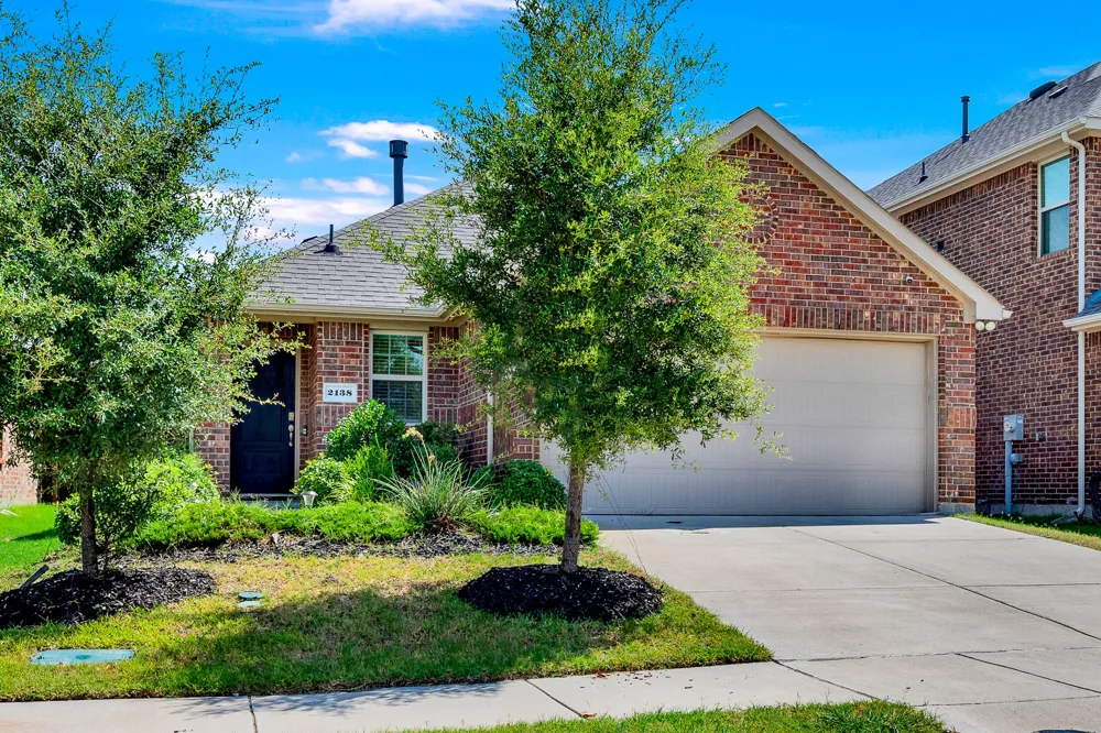 2138 Hobby Drive Forney, TX 75126