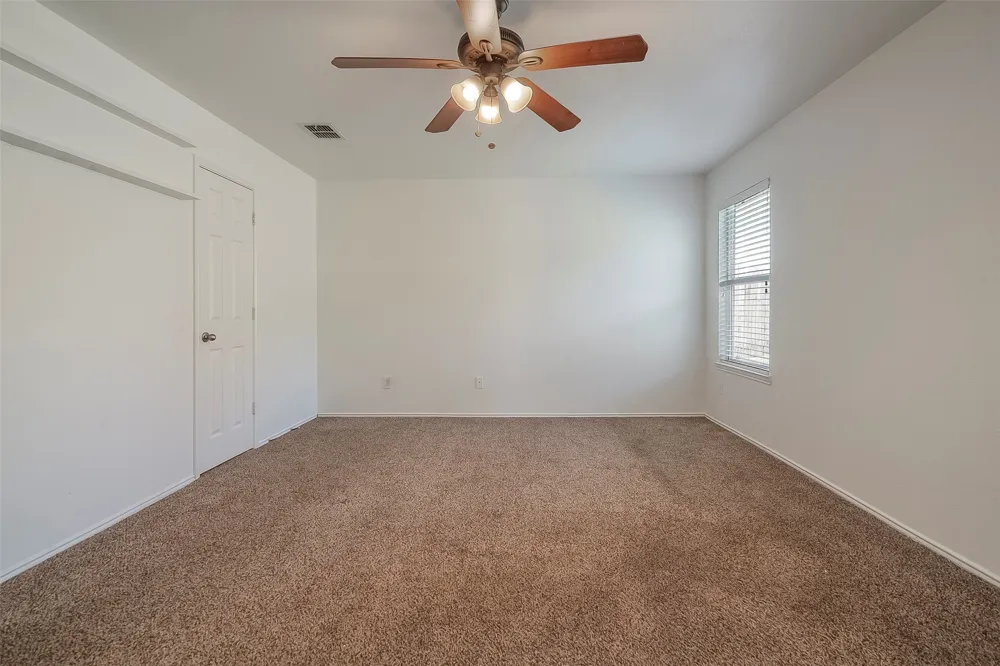 2901 Saddle Drive Denton, TX 76210