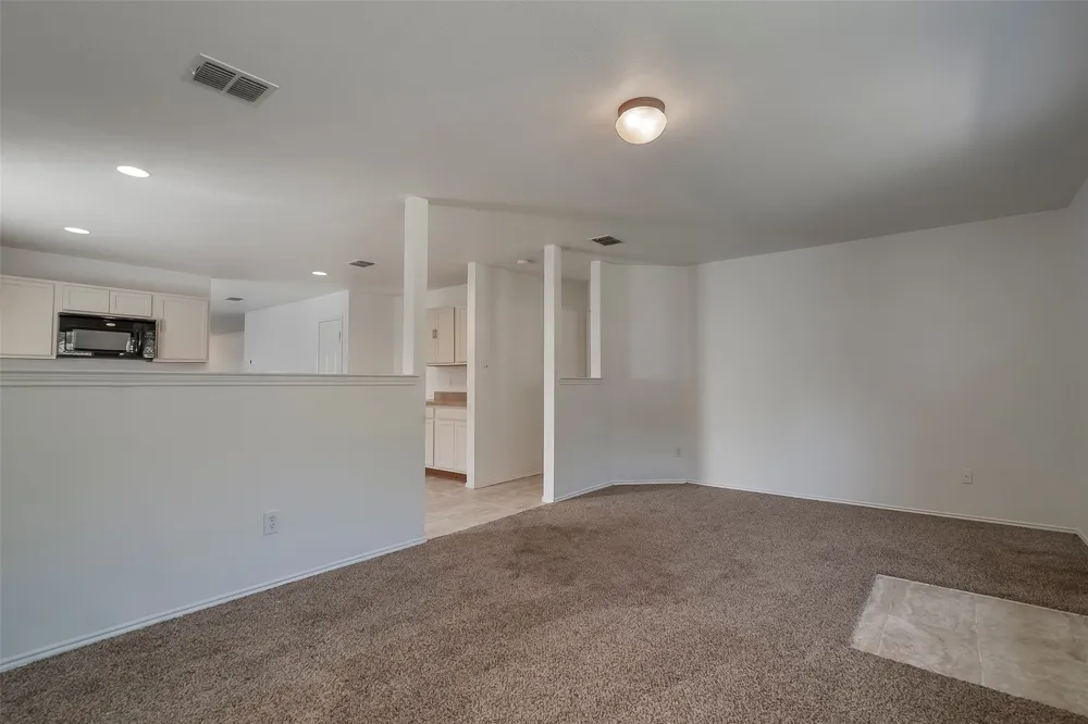 2901 Saddle Drive Denton, TX 76210