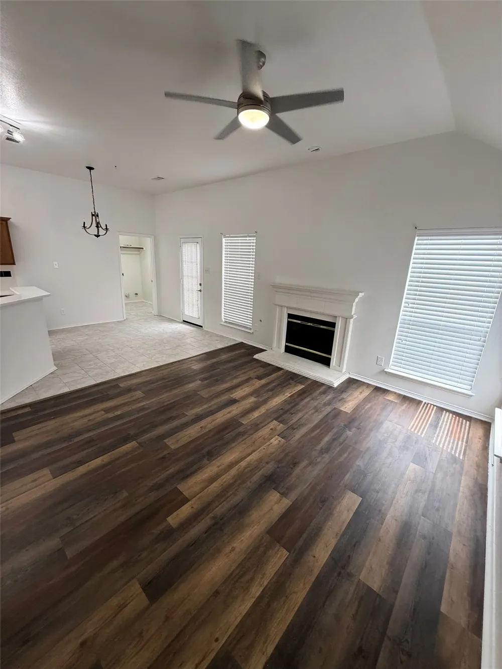 3860 Gillespie Drive Carrollton, TX 75010