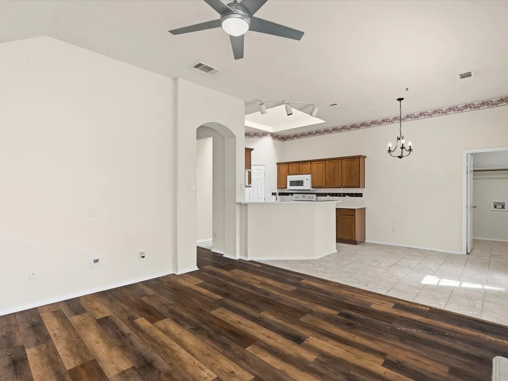 3860 Gillespie Drive Carrollton, TX 75010