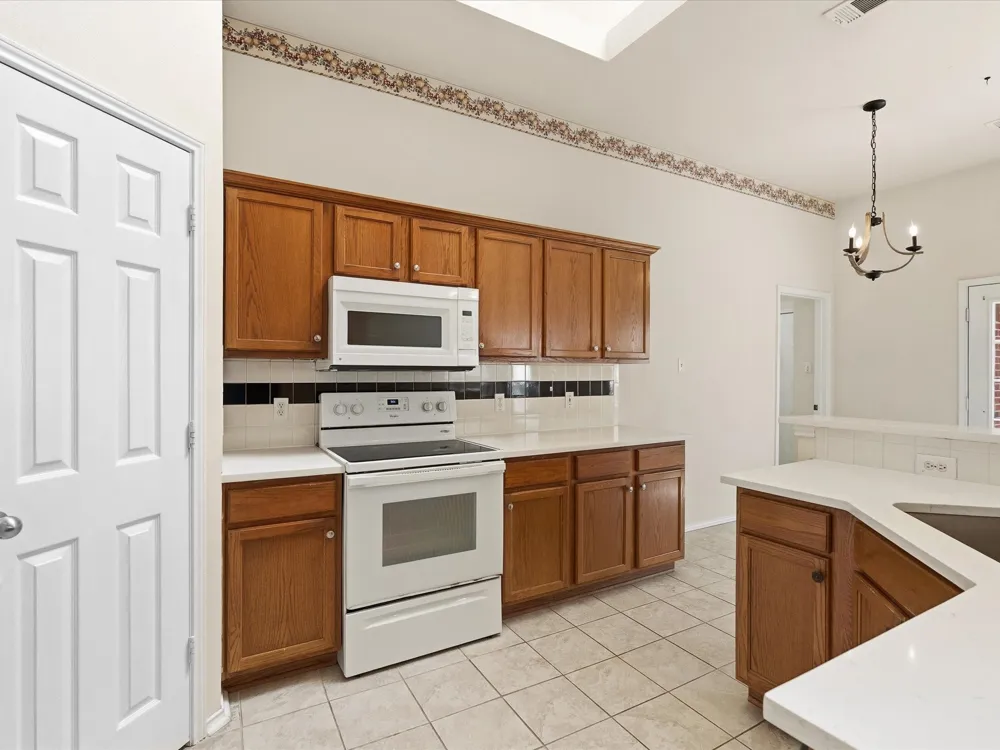 3860 Gillespie Drive Carrollton, TX 75010