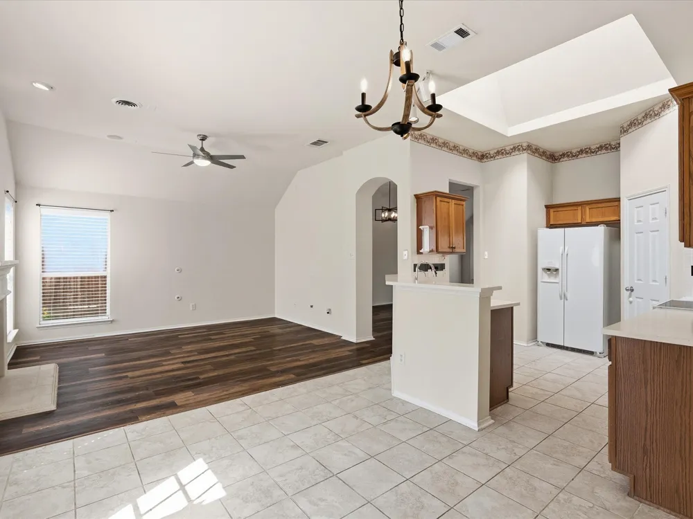 3860 Gillespie Drive Carrollton, TX 75010