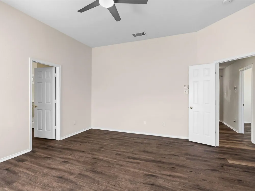 3860 Gillespie Drive Carrollton, TX 75010