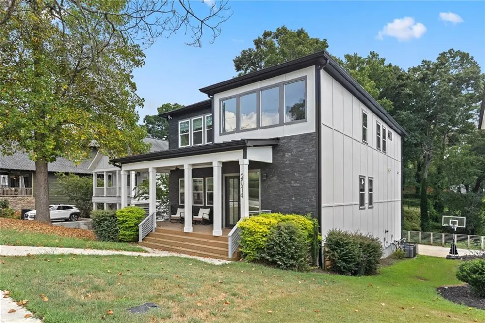 2014 Cambridge Avenue College Park, GA 30337
