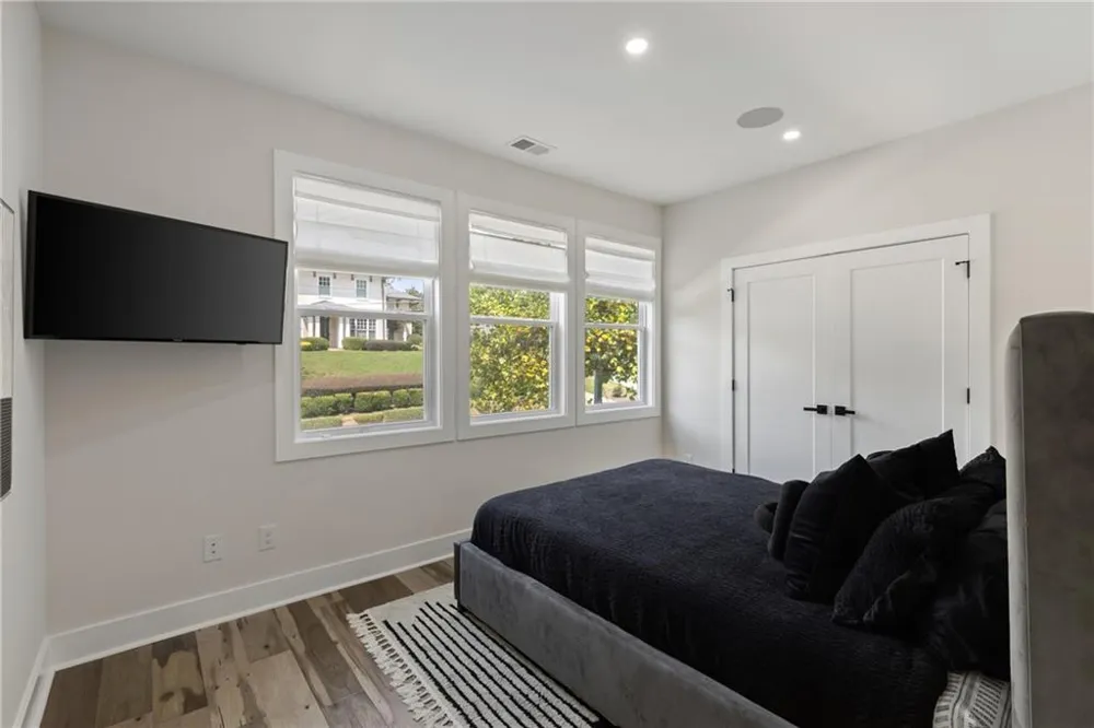 2014 Cambridge Avenue College Park, GA 30337
