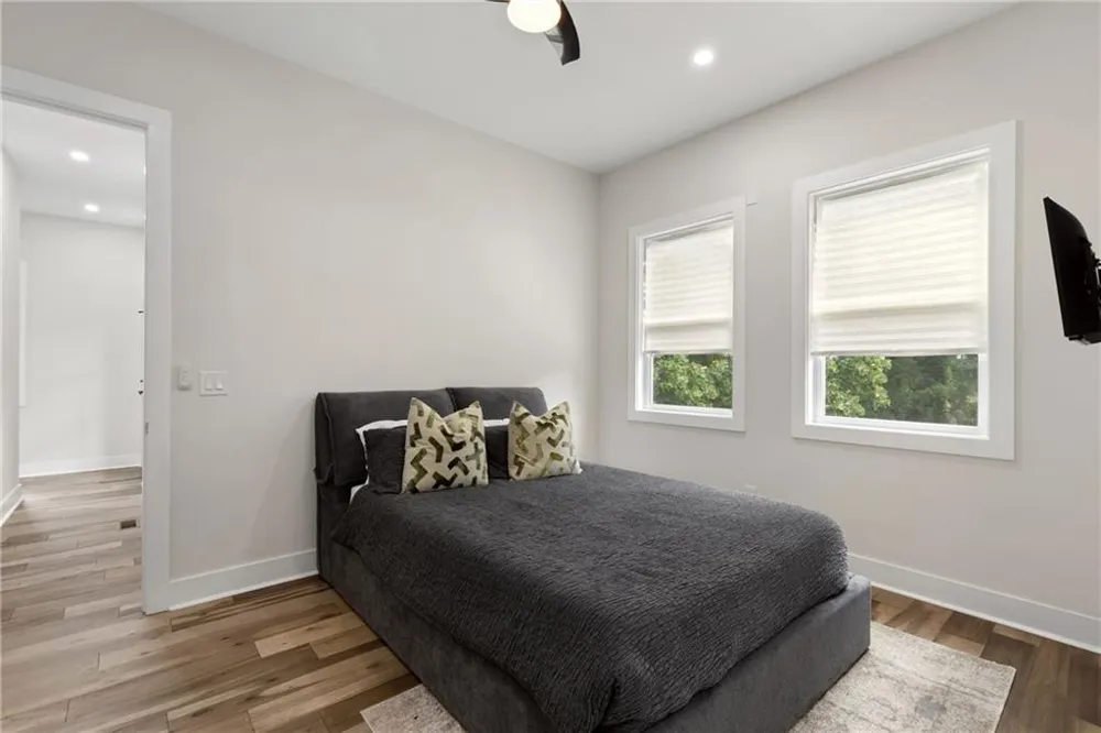 2014 Cambridge Avenue College Park, GA 30337