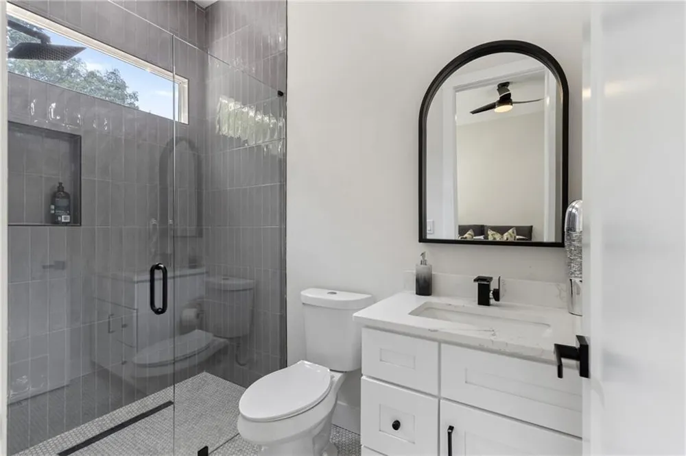 2014 Cambridge Avenue College Park, GA 30337