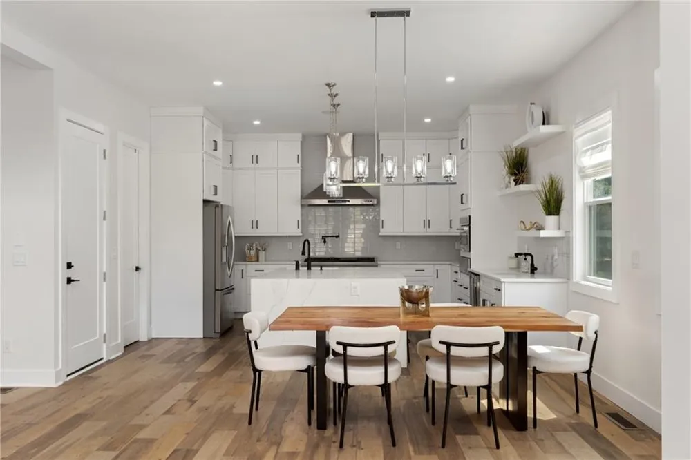 2014 Cambridge Avenue College Park, GA 30337