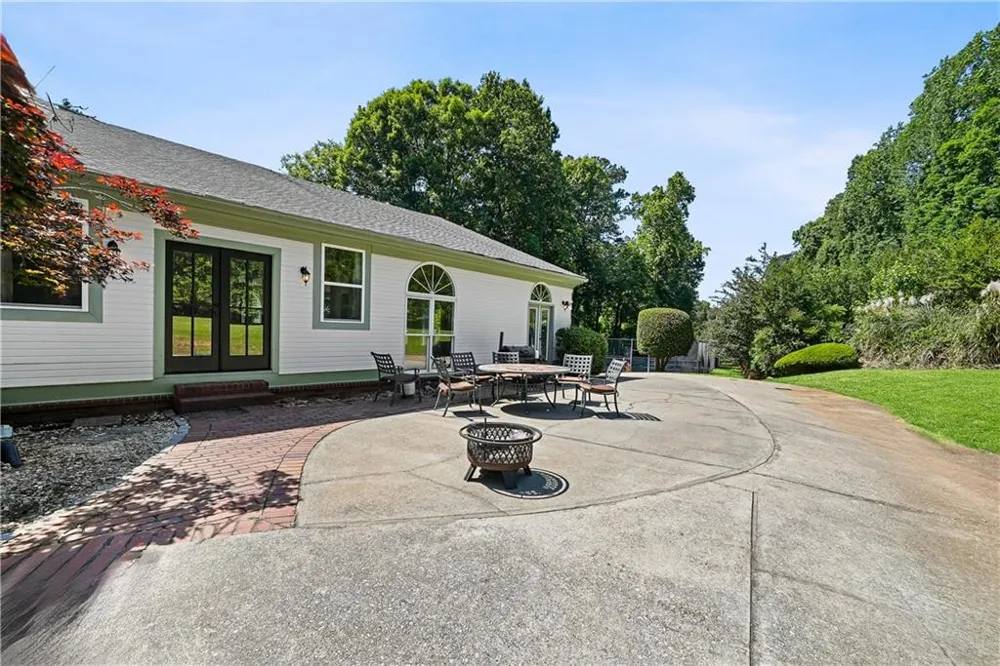 5102 Chastleton Drive Stone Mountain, GA 30087