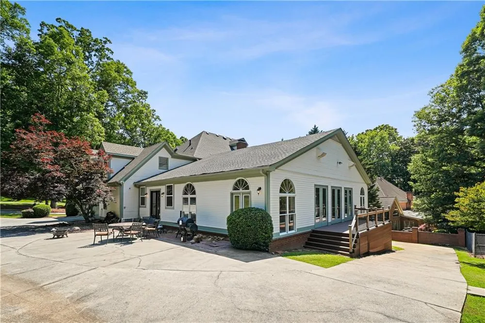 5102 Chastleton Drive Stone Mountain, GA 30087