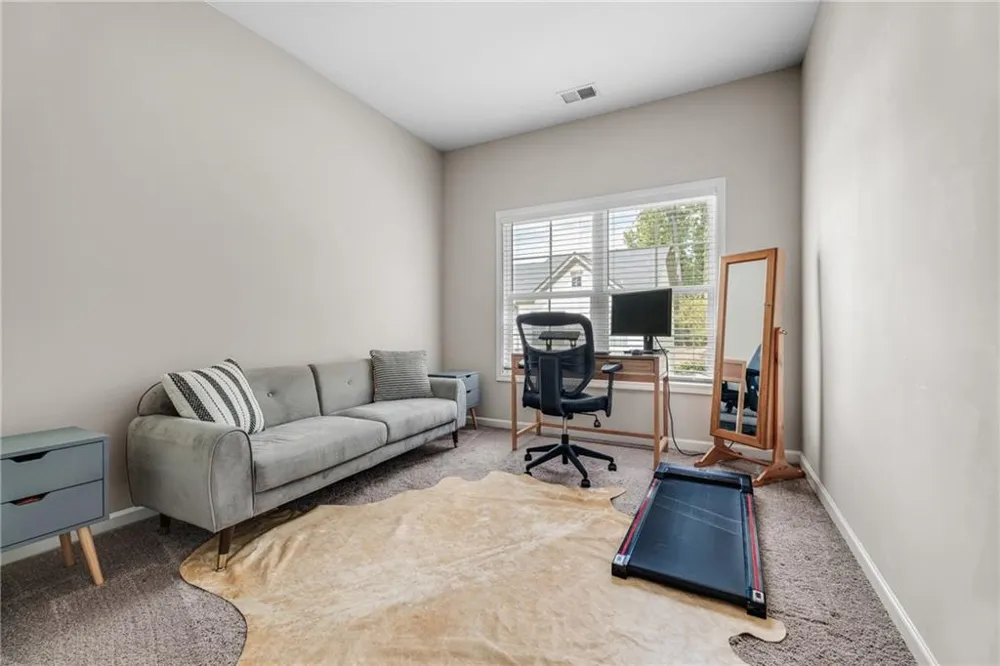 2893 Royal Heights Drive Atlanta, GA 30318