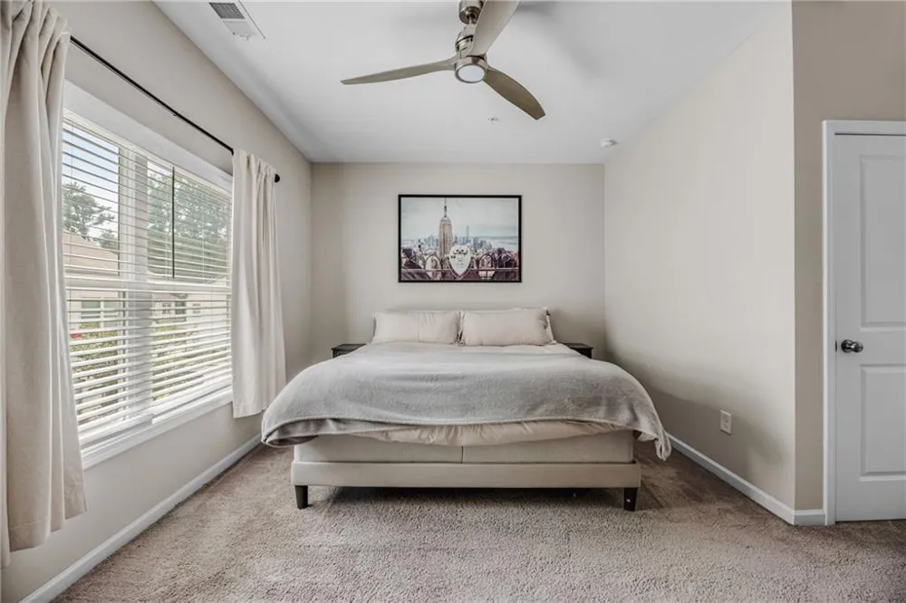 2893 Royal Heights Drive Atlanta, GA 30318