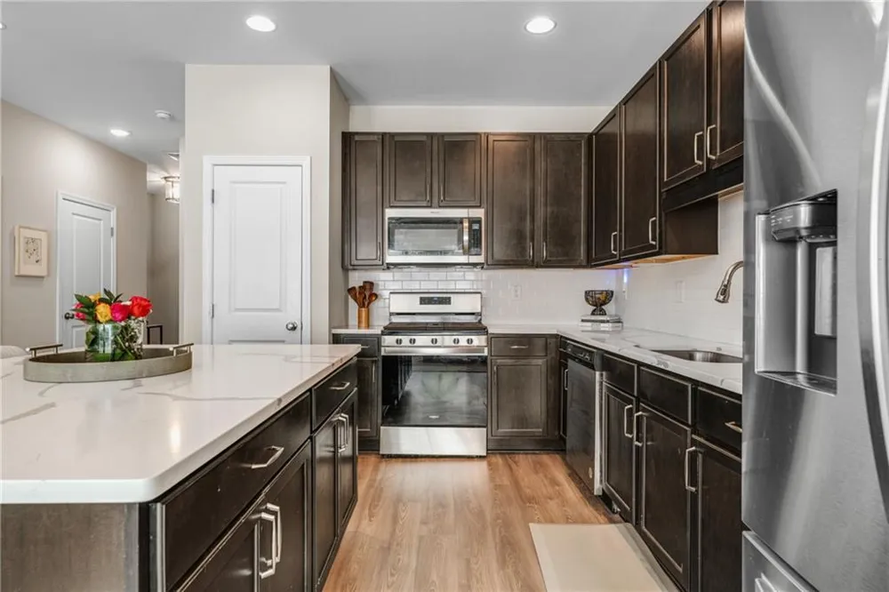 2893 Royal Heights Drive Atlanta, GA 30318
