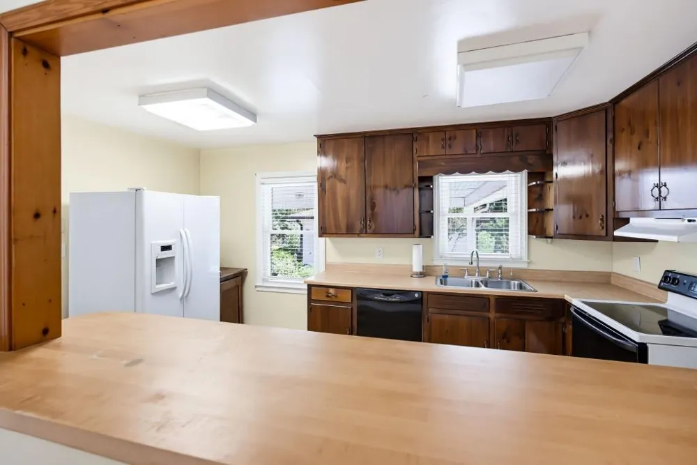 1024 Oakdale Drive SE Smyrna, GA 30080
