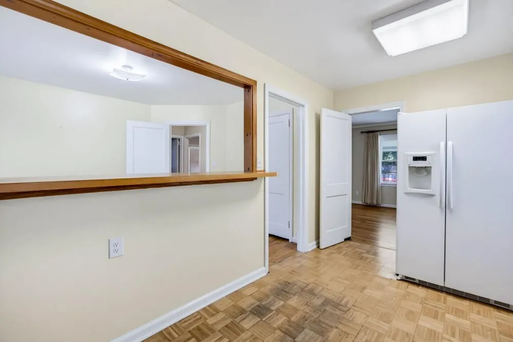 1024 Oakdale Drive SE Smyrna, GA 30080